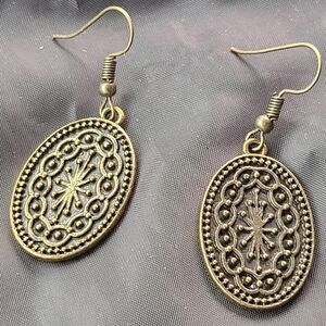Gold-Tone Ornate Oval Earrings with Filigree Pattern